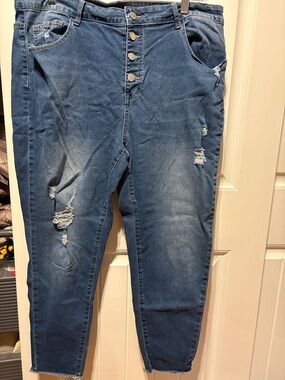 SHEIN Medium Blue High-Rise Distressed Button-Fly Jeggings